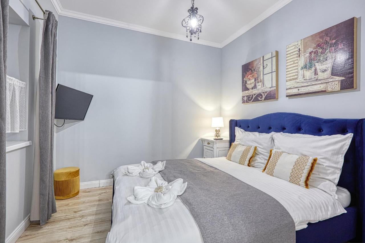 The Doors Boutique Apartments Мошонмадьяровар Экстерьер фото